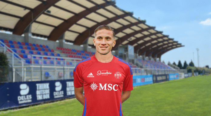 Comunicato Ufficiale, Alessio Chiesa